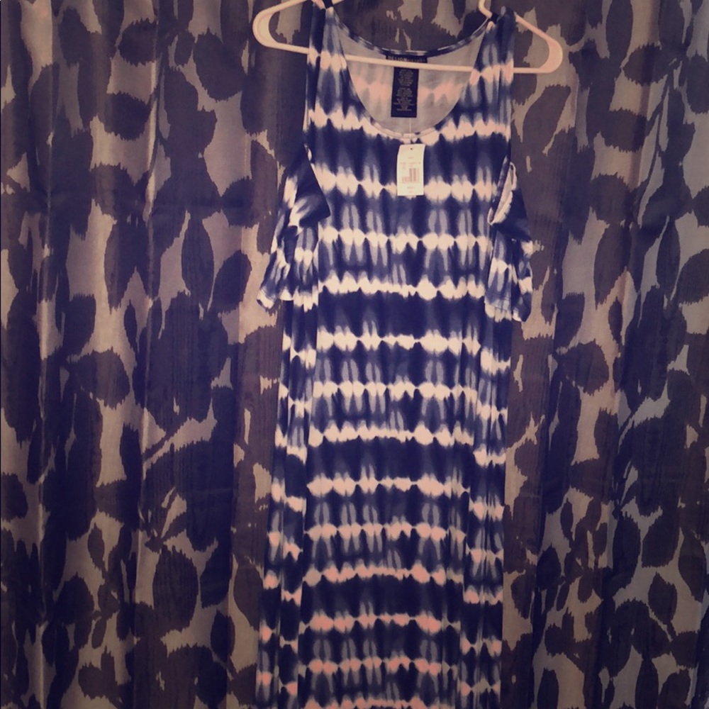 BNWT Blue Tye Dye Maxi Dress (Navy & white)